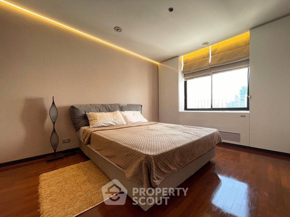 picture 25th-Floor 2-BR 114 Sqm At Icon 3 Condominium (ID 3207414) - 3/8