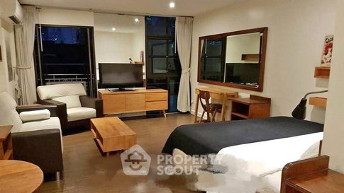 100m To BTS Sala Daeng | 1-BR Silom Terrace Condominium (ID 3209599)