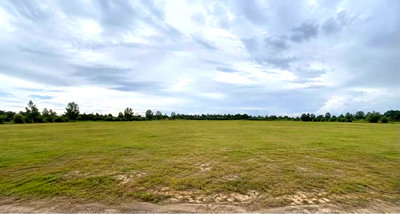 ที่ดิน ศาลหลักเมืองจังหวัดอุดรธานี : ขายที่ดินเปล่า10ไร่ เหมาะแก่การพัฒนาโครงงาน