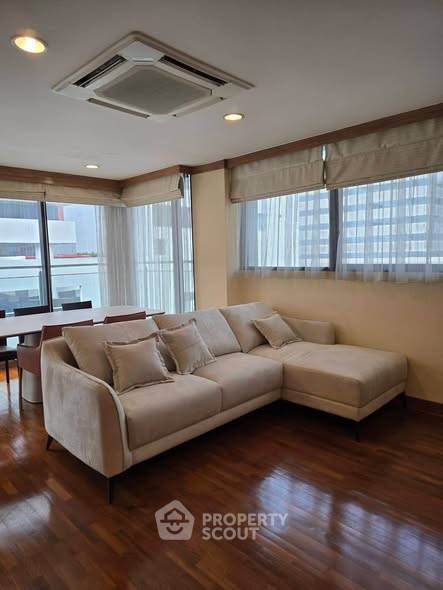 รูป ห้อง 2 ห้องนอน ขนาด 181 ตร.ม. นิวเฮาส์ คอนโดมิเนียม ใกล้ BTS ชิดลม 200 เมตร (ID 3206576) - รูปที่ 1/9