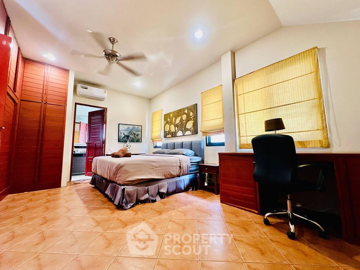 รูป วิลล่า 4 ห้องนอน เลี้ยงสัตว์ได้ พื้นที่ 260 ตร.ม. พัทยาใต้ (ID 3210144) - รูปที่ 9/10