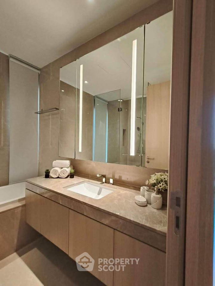 รูป ราคาคุ้มค่า 2 ห้องนอน Magnolias Waterfront Residences ใกล้ BTS สะพานตากสิน (ID 3206279) - รูปที่ 22/26