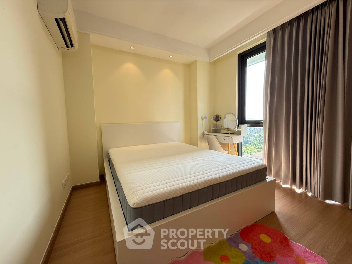 รูป คอนโดหนึ่งห้องนอน Regal Sathon-Naradhiwas ย่านสาทร ขนาด 40 ตร.ม. (ID 3206858) - รูปที่ 8/11