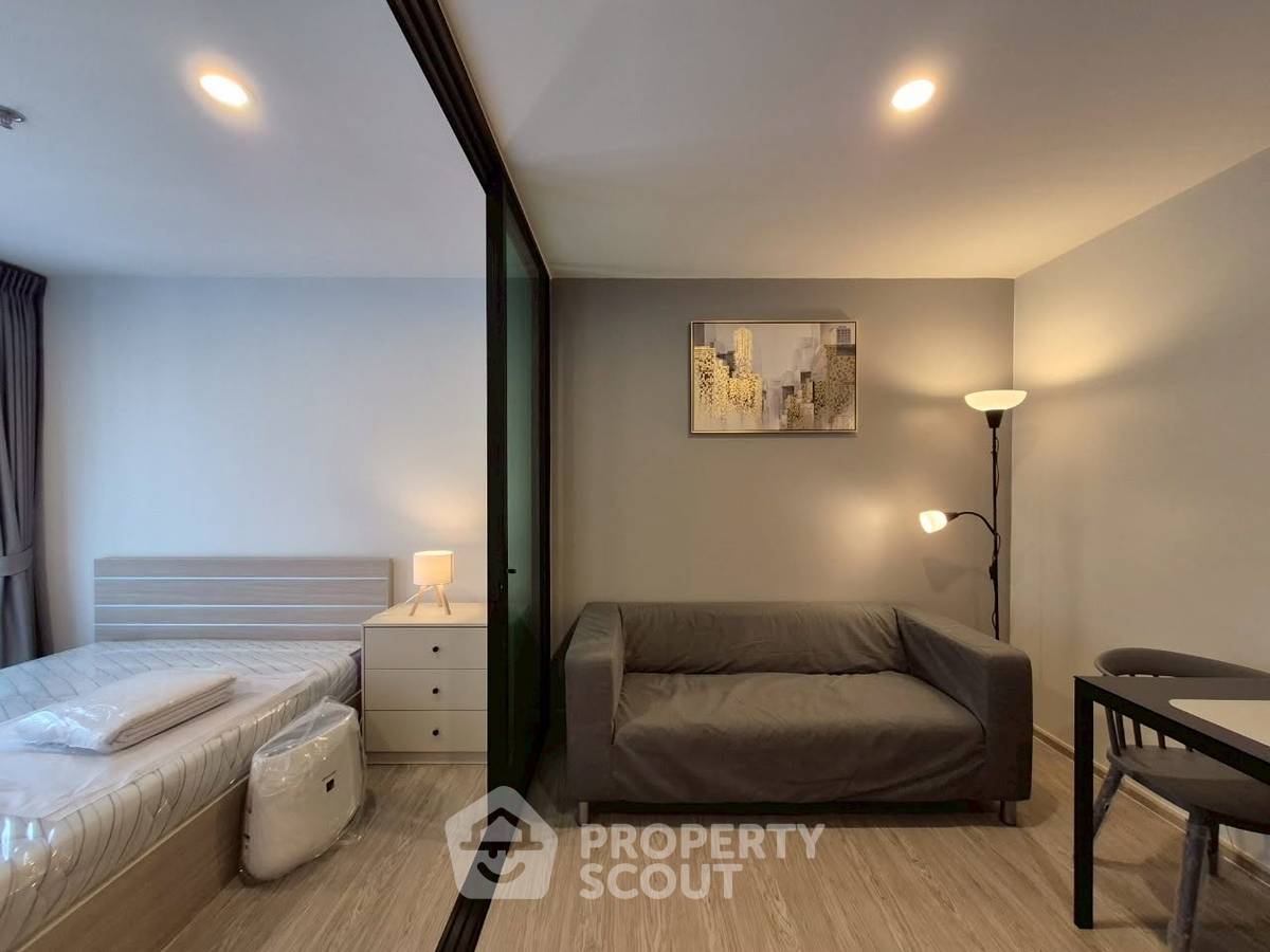 รูป คอนโด 1 ห้องนอน ชั้น 17 Regent Home Bangna ใกล้ BTS บางนา (ID 3210045) - รูปที่ 3/5