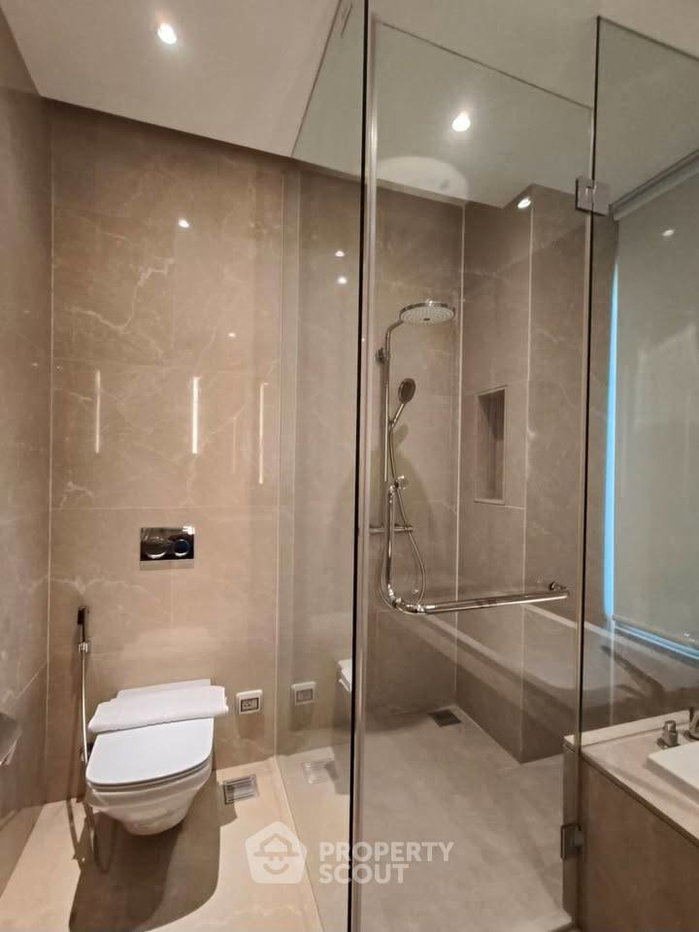 รูป คอนโด 2 ห้องนอน ที่ Magnolias Waterfront Residences ใกล้ BTS สะพานตากสิน (ID 3210117) - รูปที่ 11/13