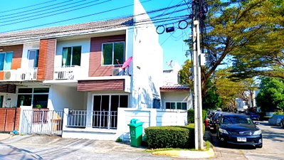 เช่าทาวน์โฮม วิทยาลัยเทคโนโลยีไทยบริหารธุรกิจ : 🏡✨ ให้เช่าทาวน์โฮมหลังมุม – หมู่บ้านอารียา เดอะคัลเลอร์2 ลาดปลาเค้า  ทำเลดี ใกล้เกษตร–นวมินทร์ และรามอินทรา