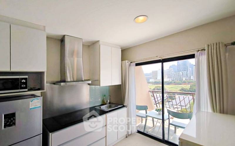รูป ห้องกว้าง 1 ห้องนอน 80 ตร.ม. Renova Residence Chidlom, BTS เพลินจิต (ID 3209171) - รูปที่ 4/9