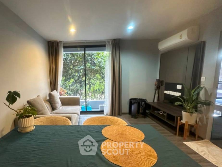 รูป คอนโด 1 ห้องนอน Ideo Mobi Sukhumvit 40 ใกล้ BTS เอกมัย (ID 3207100) - รูปที่ 1/5