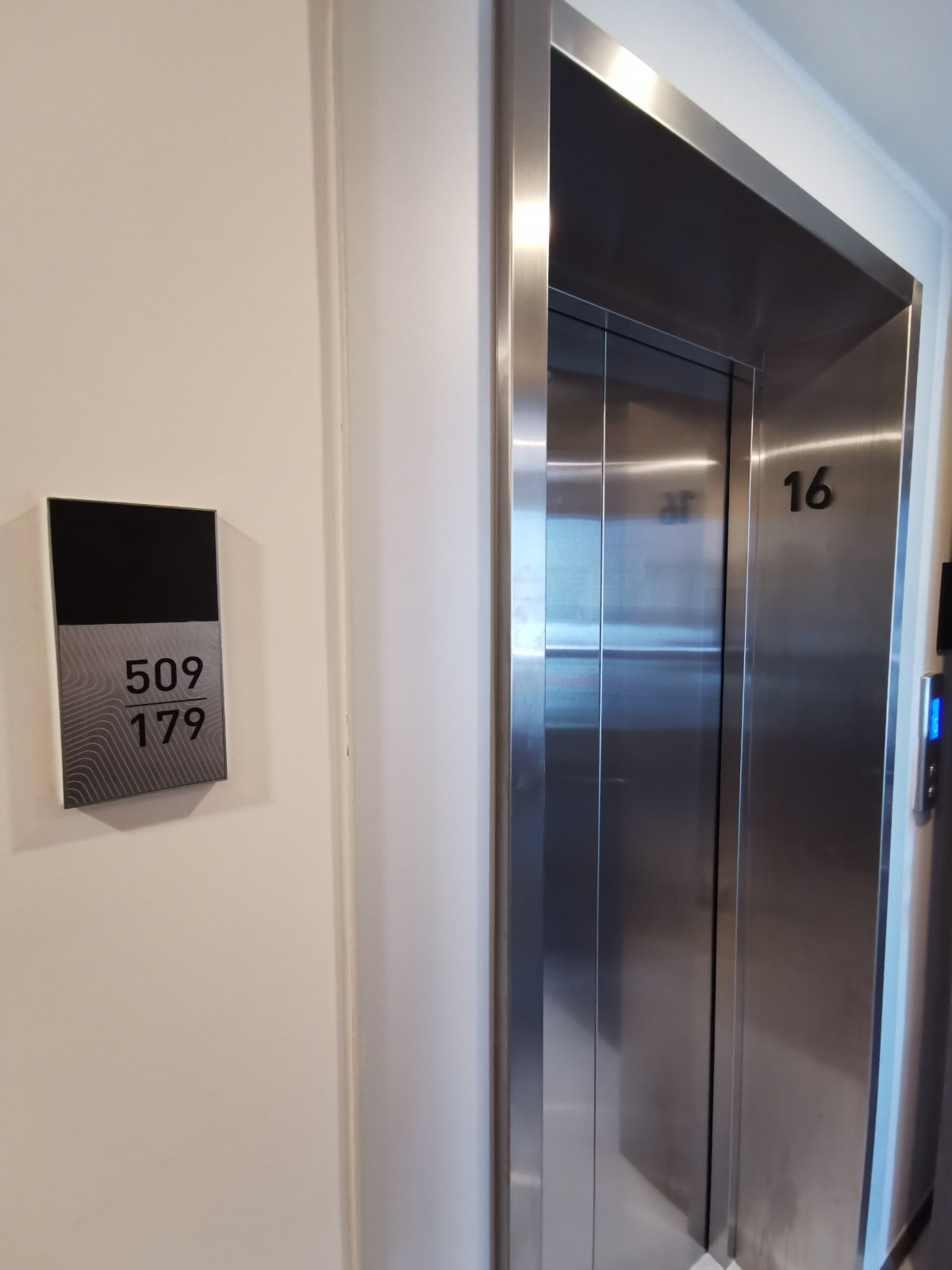 ให้เช่าคอนโด Ideo Q Siam - Ratchathewi ตกแต่งครบครัน (S15-31142)