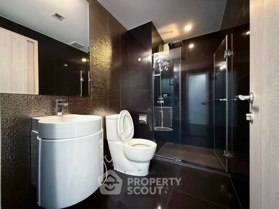 รูป ใกล้ BTS ทองหล่อ 300 เมตร | 2 ห้องนอน Rhythm Sukhumvit 36-38 (ID 3206990) - รูปที่ 14/16