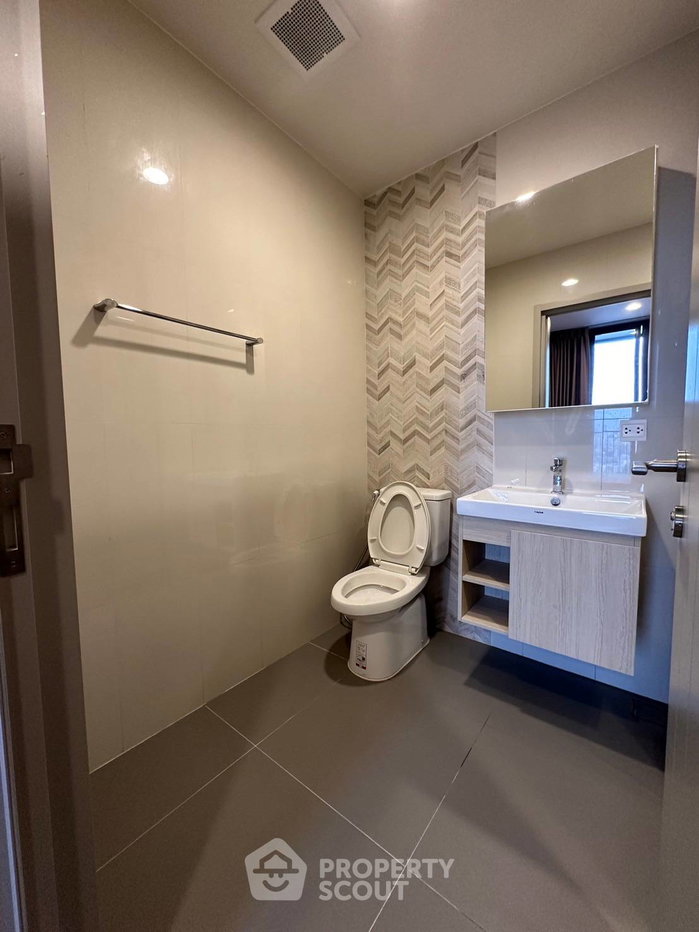 รูป ห้อง 1 ห้องนอน ชั้น 29 ให้เช่า ที่ Oka Haus Sukhumvit 36 ใกล้ BTS ทองหล่อ (ID 3207004) - รูปที่ 8/10