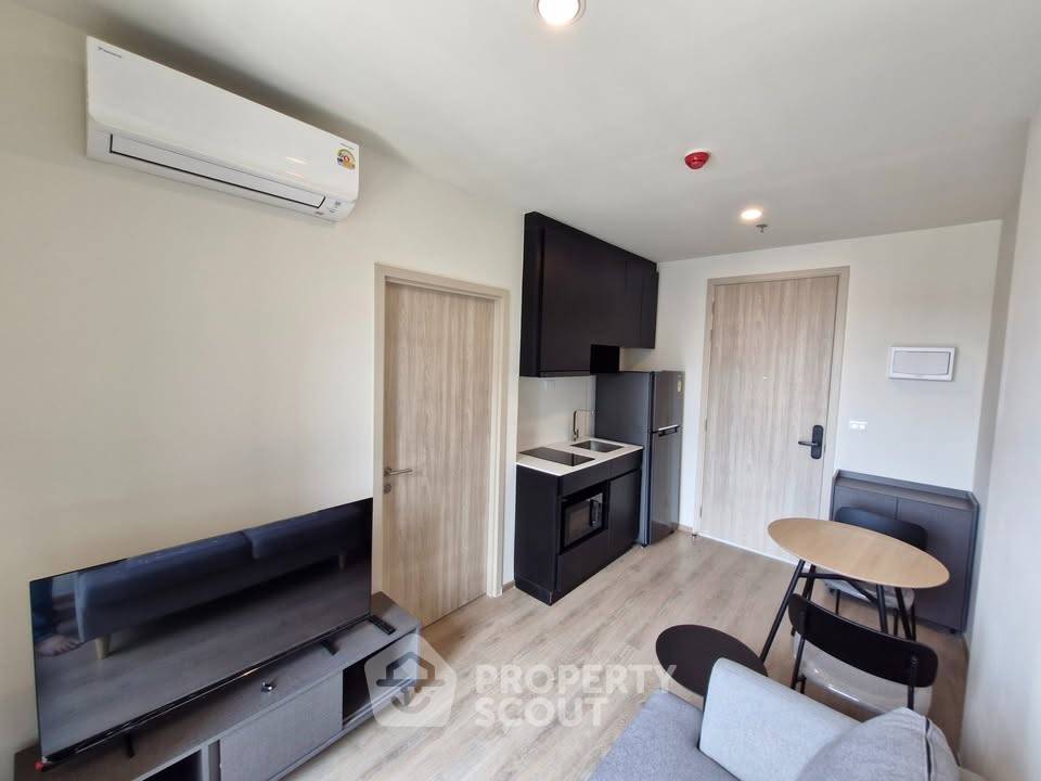 picture 34th-Floor 1-BR Nue District R9, 200m To MRT Phra Ram 9 (ID 3209606) - 2/13