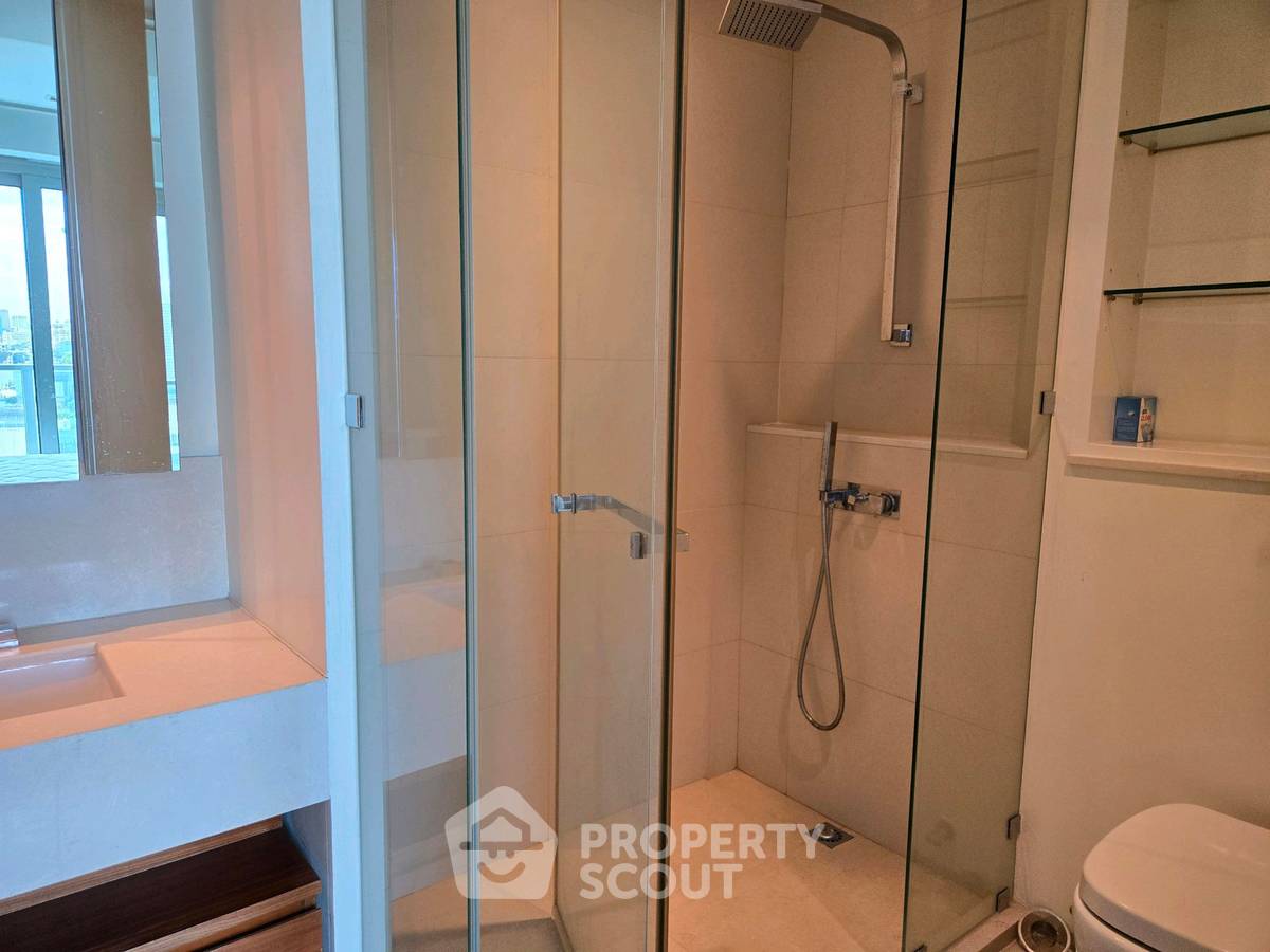 รูป คอนโด 2 ห้องนอน The River Condominium ใกล้ BTS สะพานตากสิน (ID 3208778) - รูปที่ 15/17