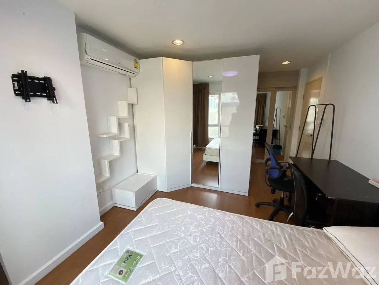 picture renovated 2 bed 2 bath only 150m to MRT 6688873 - 9/10