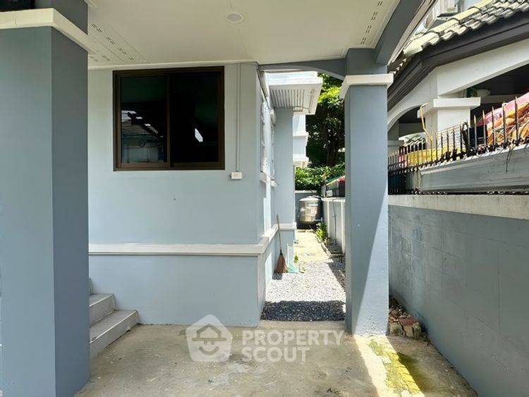 รูป บ้าน 3 ห้องนอน ขาย หมู่บ้านเศรณีวิลล่า บางบัวทอง (ID 3207751) - รูปที่ 1/14