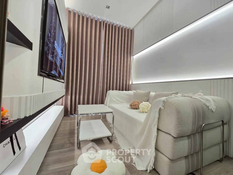 รูป คอนโด 1 ห้องนอน Rhythm Charoenkrung Pavilion ใกล้ BTS สะพานตากสิน (ID 3209686) - รูปที่ 2/11