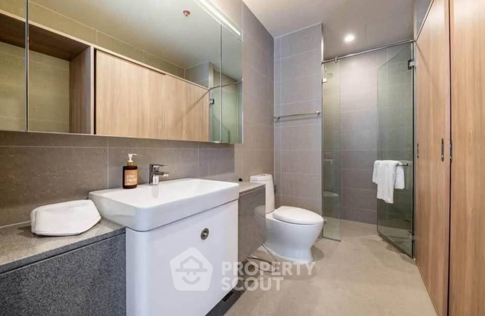 รูป ใกล้ BTS เพลินจิต 100 ม. | ห้อง 1 ห้องนอน ชั้น 15 Noble Ploenchit (ID 3209860) - รูปที่ 6/7
