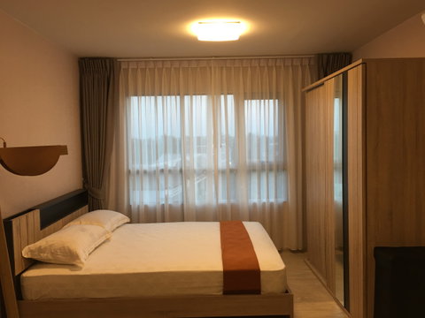 P-55714 ให้เช่า Aspire Sathorn–Taksin (Brick Zone) | ห้องสตูดิโอ  ใกล้ BTS วุฒากาศ | พร้อมเข้าอยู่ 📞 Line ID: @easythaihome | 085-592-2897