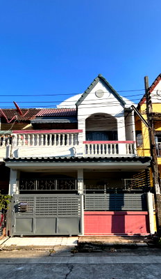 Townhouses for sale Bangkok : 🏡 Townhouse for Sale – Charan Sanitwong 35, Bangkok