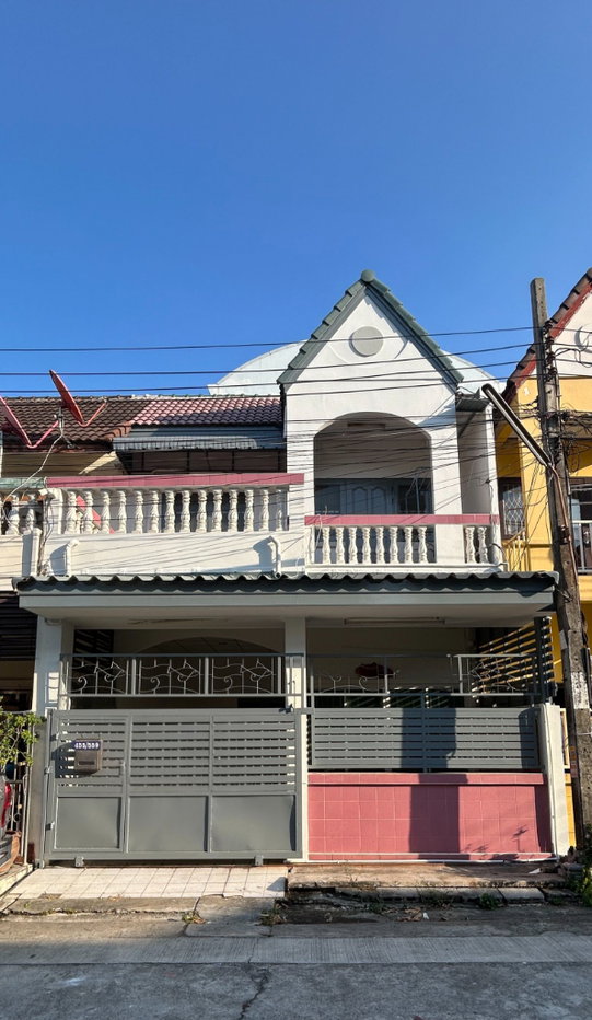 รูป 🏡 ขายทาวน์เฮ้าส์ 2 ชั้น จรัญฯ 35 | 3.60 ล้านบาท - รูปที่ 1/6