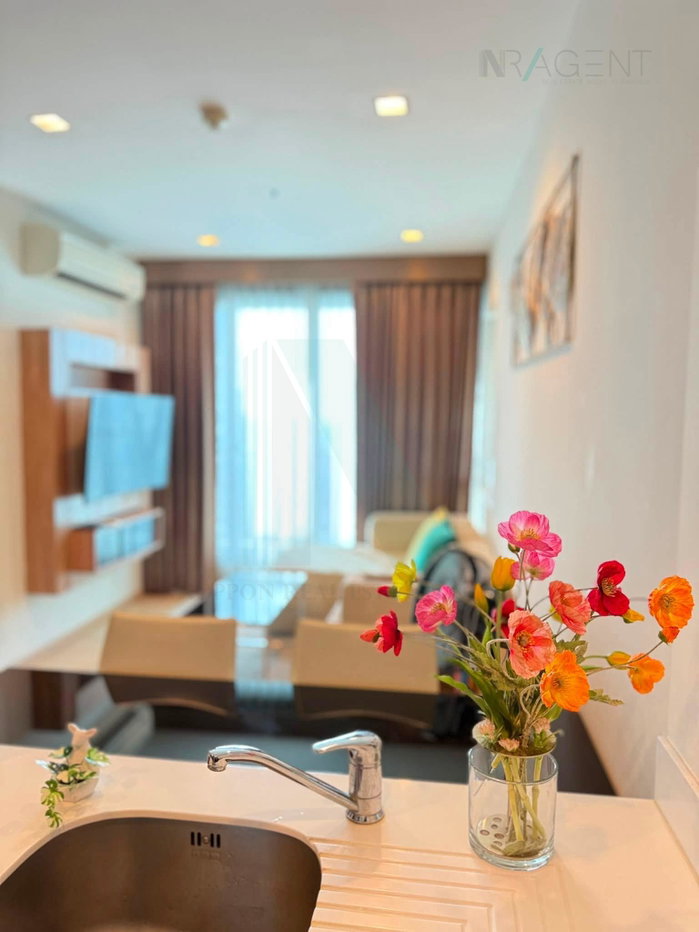 รูป 🔺 ให้เช่าคอนโด ริทึ่ม สาทร อาคาร S ชั้น 23 1 ห้องนอน ขนาด 45 ตรม ใกล้ สะพานตากสิน - รูปที่ 1/8