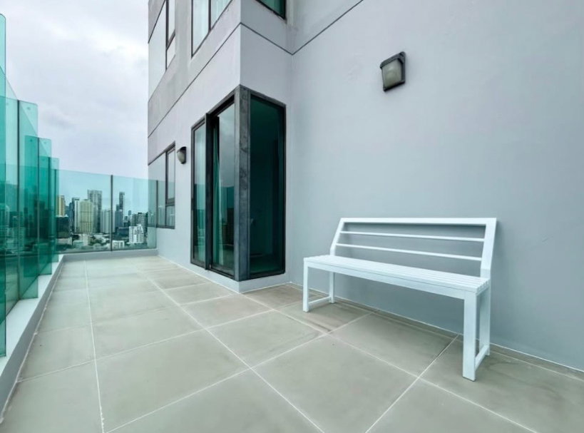 picture 2Bed 2Bath Rhythm Sukhumvit 36-38 Big unit Spacious balcony Top Floor - 12/16