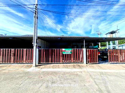 ทาวน์โฮม ปลวกแดง : ทาวน์เฮ้าส์ 22.1 ตร.วา ปลวกแดง ระยอง 1.1M