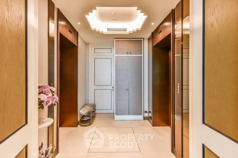 คอนโด 2 ห้องนอน ชั้น 40 The Residences At Mandarin Oriental ใกล้ BTS สะพานตากสิน (ID 3209944)