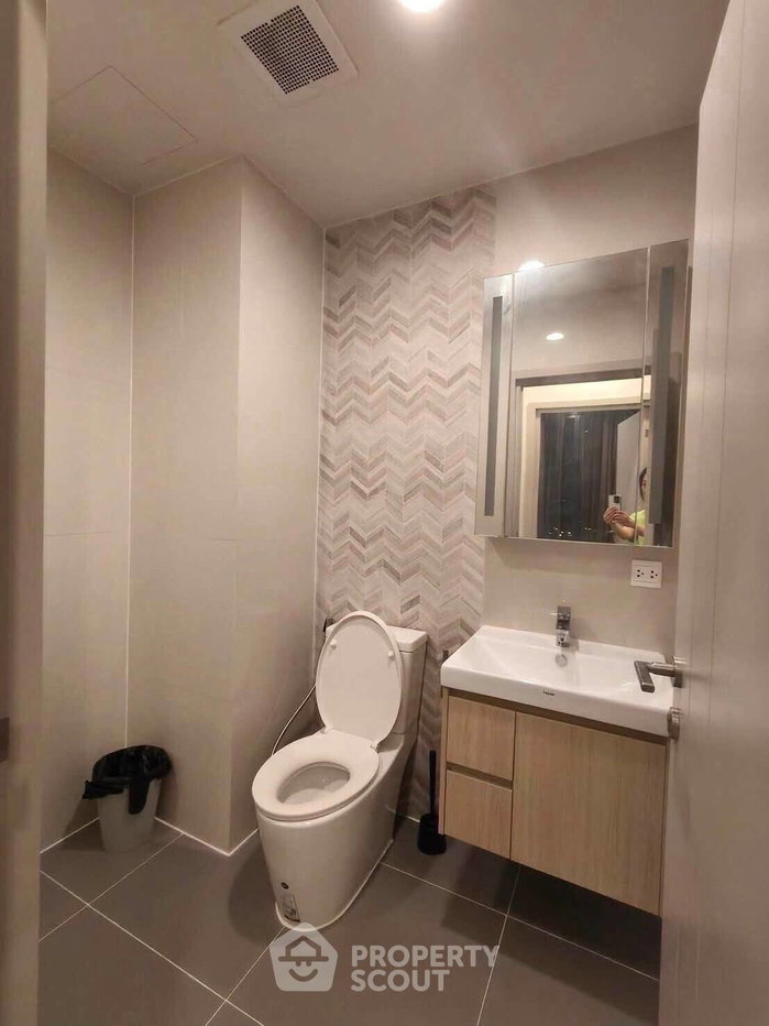 รูป ห้อง 2 ห้องนอน ชั้น 37 Oka Haus Sukhumvit 36 ใกล้ BTS ทองหล่อ (ID 3207094) - รูปที่ 12/17