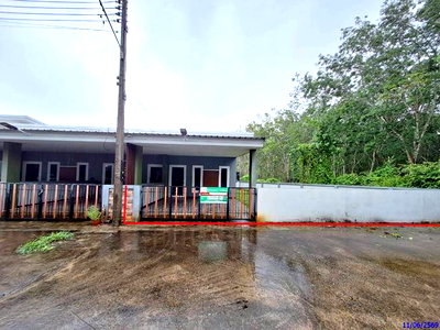 Townhouses for sale : TOWN HOUSE 53.6 Sq.w. Muang Trang Trang for 1.9M