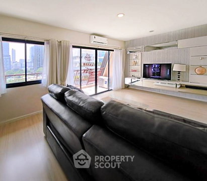 ห้องกว้าง 1 ห้องนอน 80 ตร.ม. Renova Residence Chidlom, BTS เพลินจิต (ID 3209171)