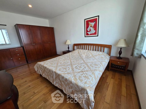 30th-Floor 1-BR Villa Sathorn 100m To BTS Krung Thon Buri (ID 3207467)