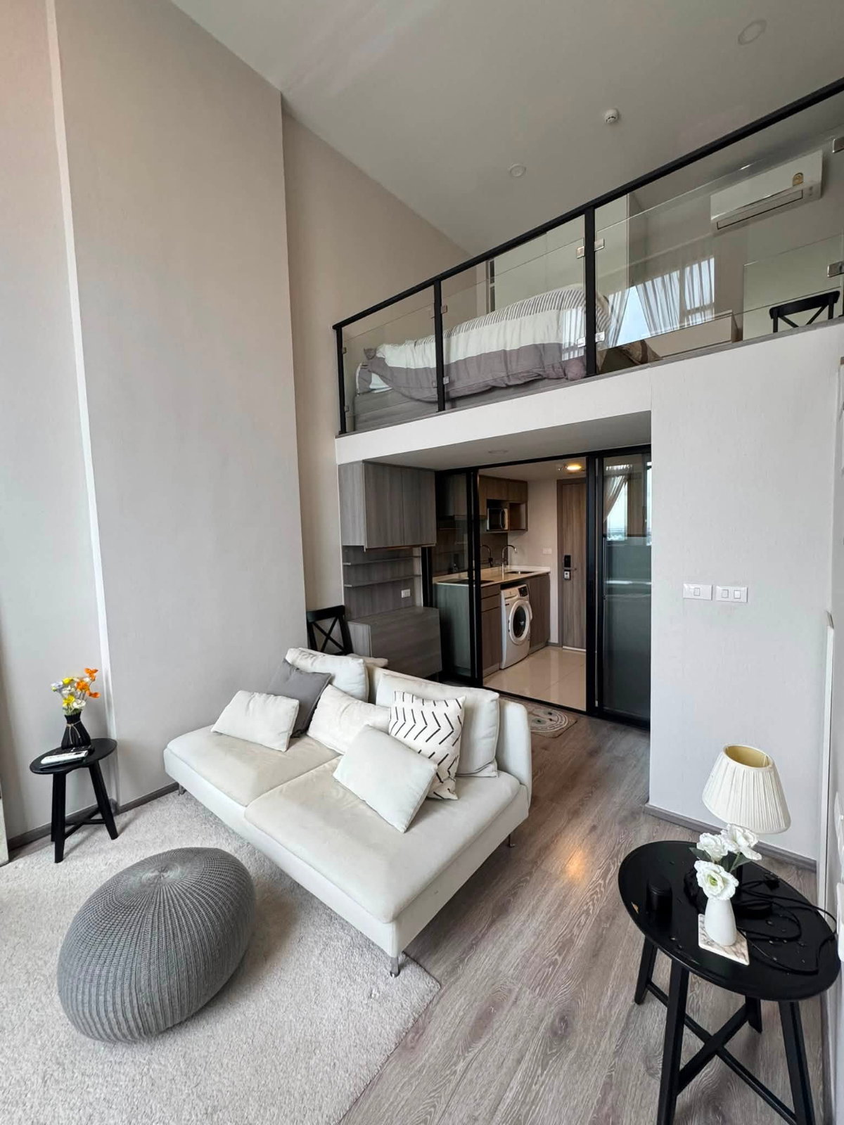Duplex ชั้นบนสุด | ยูนิตแรร์เป็นส่วนตัวสูง | ใกล้ BTS เสนานิคม | ล้างแอร์ทำความสะอาดฟรี