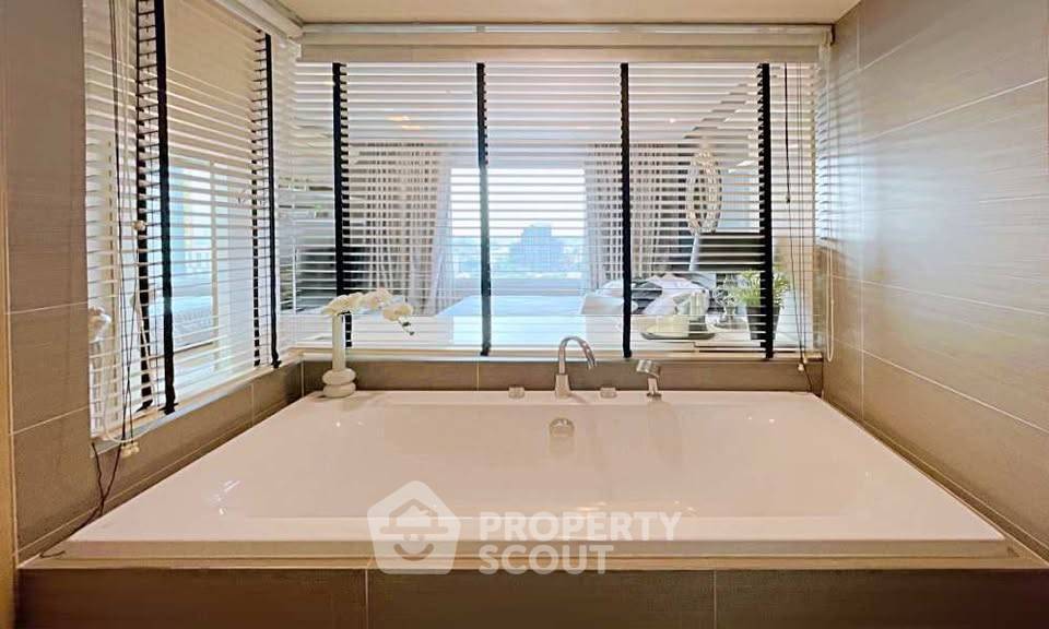 รูป ใกล้ BTS ทองหล่อ เพียง 200 เมตร | คอนโด 2 ห้องนอน ชั้น 24 | Siri At Sukhumvit (ID 3209202) - รูปที่ 11/15