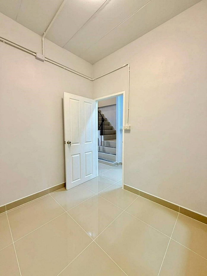 รูป MO.  บ้านสวย  4 ห้องนอน มีระเบียงหน้าบ้าน #หมู่บ้านจันทิมา ธานี บางใหญ่  ใกล้เซ็นทรัล เวสเกต - รูปที่ 13/24