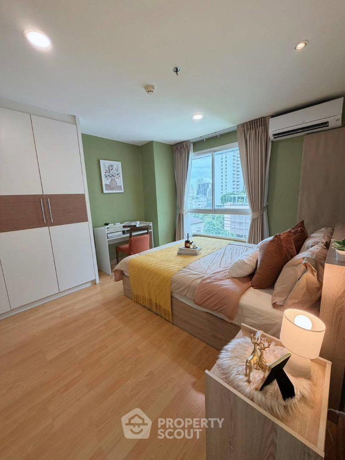 รูป คอนโด 2 ห้องนอน Serene Place Sukhumvit 24 ใกล้ BTS พร้อมพงษ์ (ID 3206777) - รูปที่ 3/7