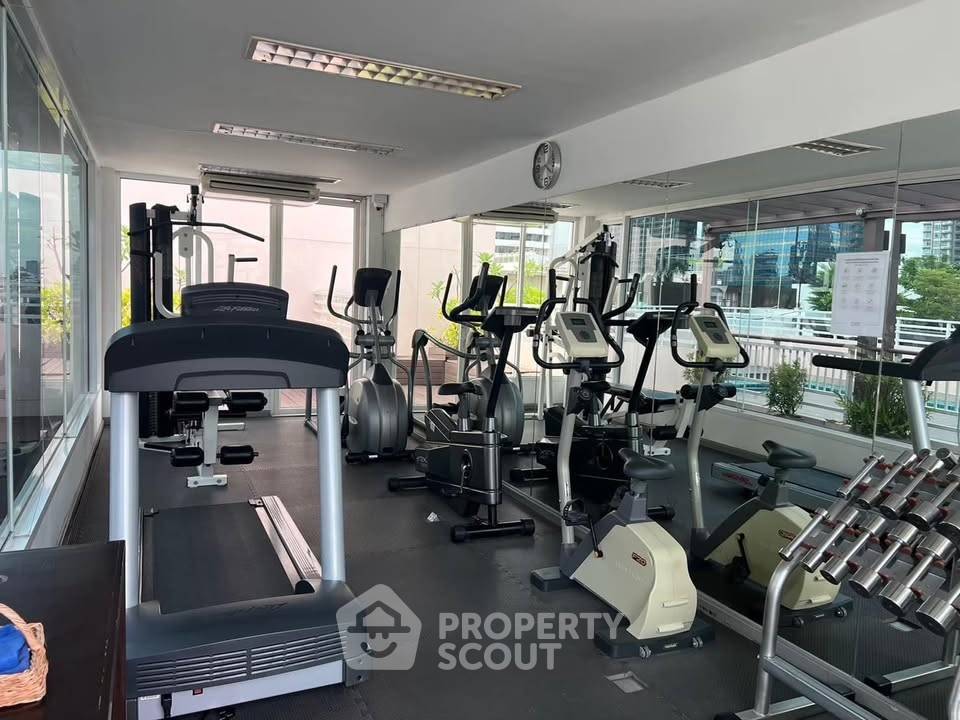 รูป คอนโด 3 ห้องนอน Baan Siri Sukhumvit 13 ใกล้ ARL Makkasan (ID 3209444) - รูปที่ 12/12