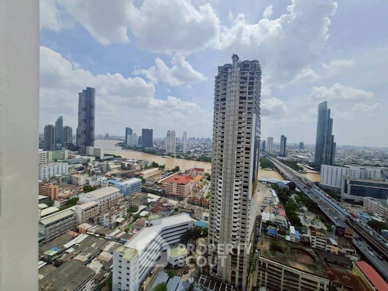 รูป คอนโด 1 ห้องนอน ชั้น 31 Rhythm Sathorn ใกล้ BTS สะพานตากสิน 300 เมตร (ID 3210247) - รูปที่ 2/8