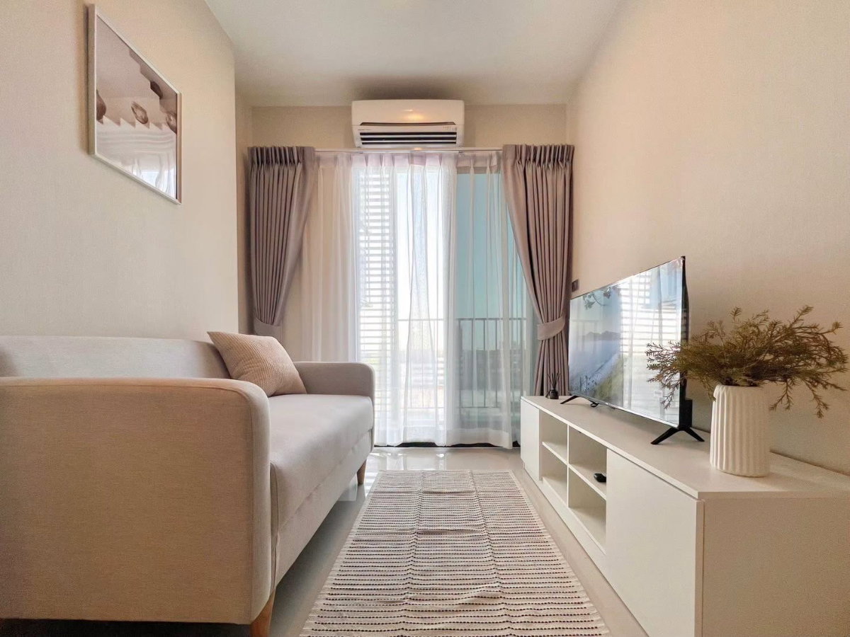 picture Move-In Ready | Bedding Set & Tableware Included | Near BTS Udomsuk - 7/17