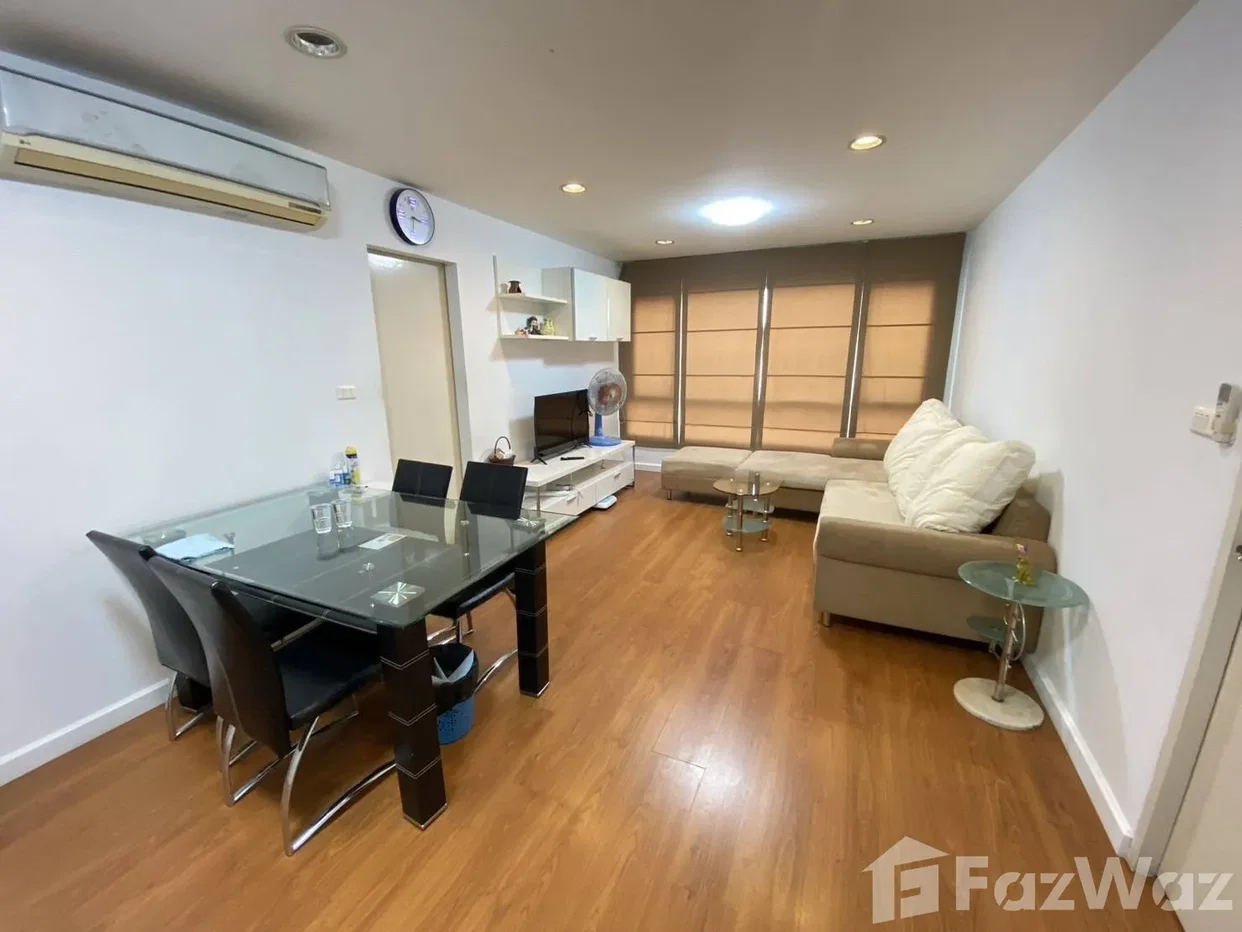 picture renovated 2 bed 2 bath only 150m to MRT 6688873 - 1/10