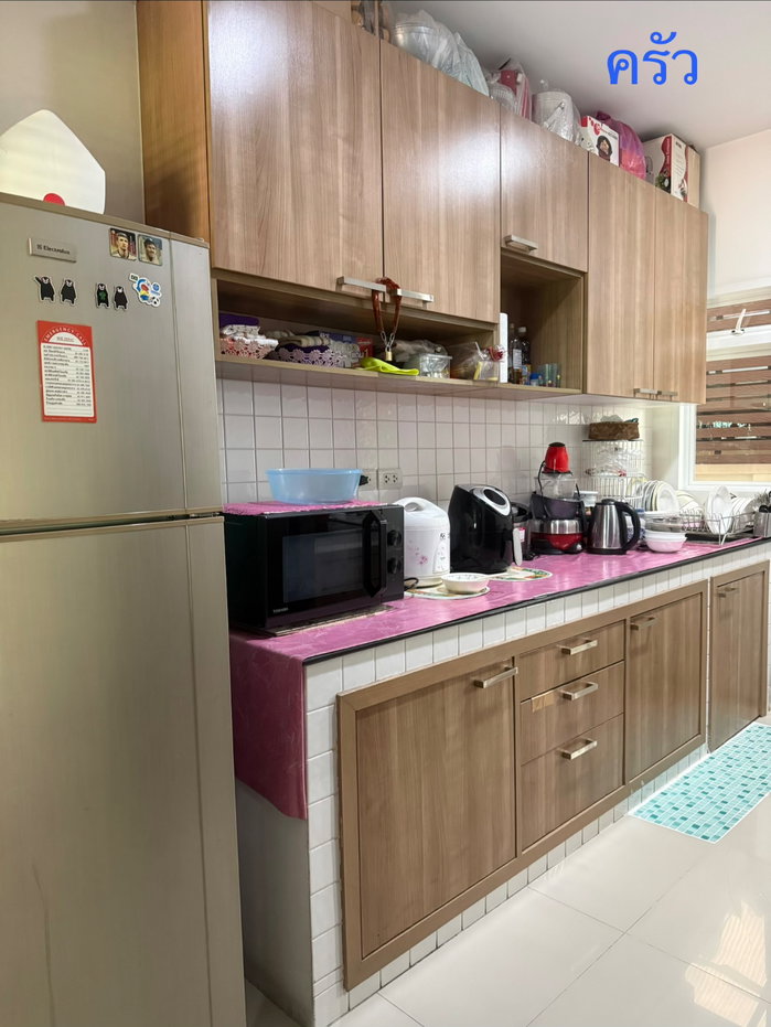 picture Looking to sell a 2-story detached house. - 6/15