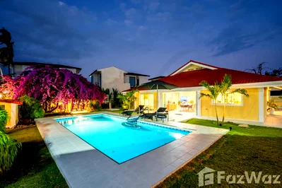 Houses for sale Muang Phuket Phuket : 3 Bedroom Villa for sale in Chalong, Phuket  6687531