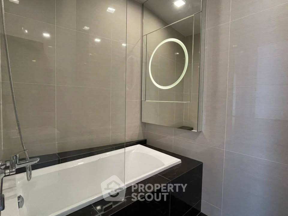 รูป ราคาคุ้มค่า คอนโด 2 ห้องนอน Park Origin Phrom Phong ใกล้ BTS พร้อมพงษ์ (ID 3207045) - รูปที่ 11/11