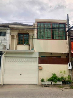 รูปภาพ 📌 ให้เช่าทาวน์เฮาส์ 2 ชั้น หมู่บ้านอยู่เจริญ 779 3 ห้องนอน 2 ห้องน้ำ