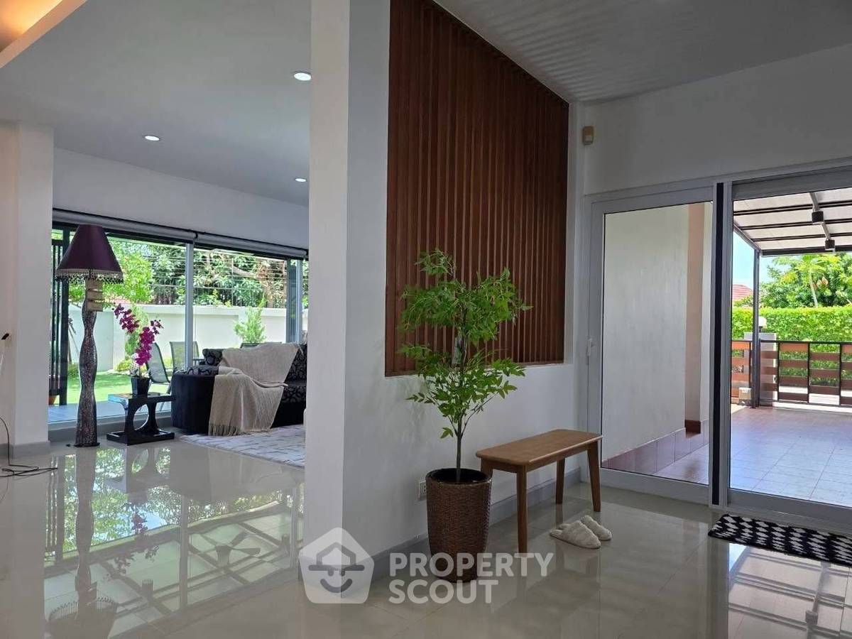 รูป บ้าน 2 ห้องนอน 90 ตร.ม. ให้เช่า Patta Village พัทยา (ID 3211563) - รูปที่ 8/26