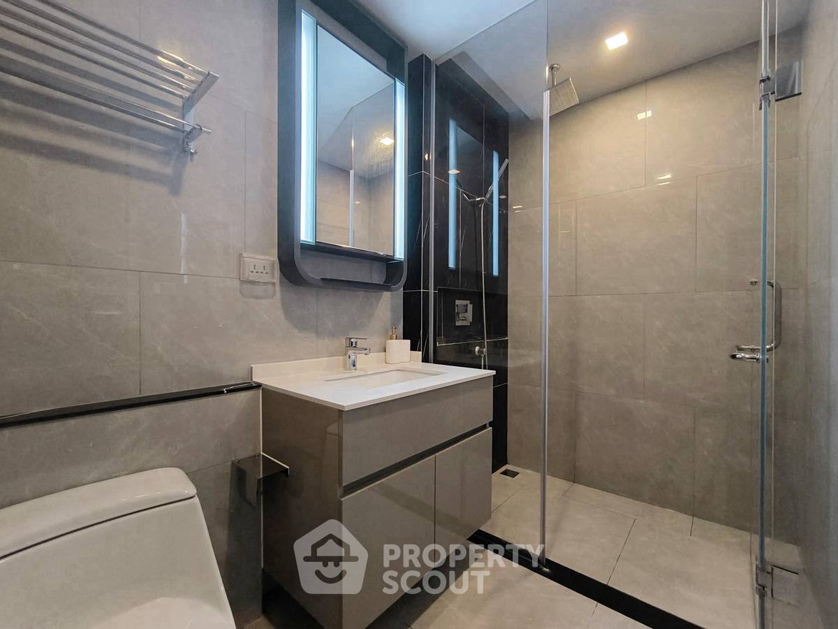 รูป ห้อง 1 ห้องนอน ชั้น 55 ราคาคุ้มค่า One 9 Five Asoke - Rama 9 ใกล้ MRT พระราม 9 (ID 3208672) - รูปที่ 6/8