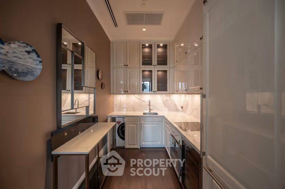 picture 200m From BTS Phloen Chit | 2-BR Condo At 98 Wireless (ID 3212945) - 8/11