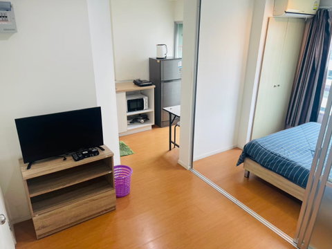 Lumpini Seaview Jomtien condo for 1year rent