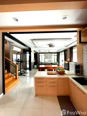Houses for sale Bangkok : The palm pattanakarn 6690802