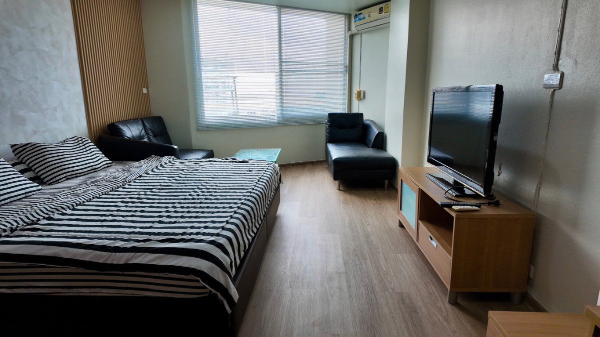 picture JC Hill Place - 6/10